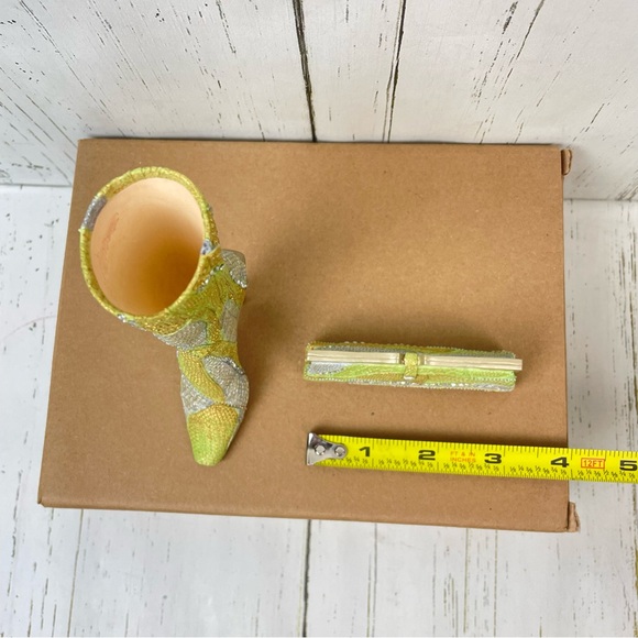 Just the Right Shoe by Raine “Perfectly Python” Miniature Collector Set - Picture 12 of 12